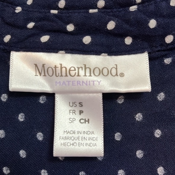Motherhood Maternity Women’s blue and white polka dot blouse, size small. - Picture 2 of 7